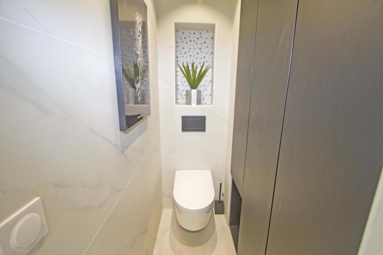 Appartamento Luxury Garden Jacuzzi Promenade Nizza Esterno foto